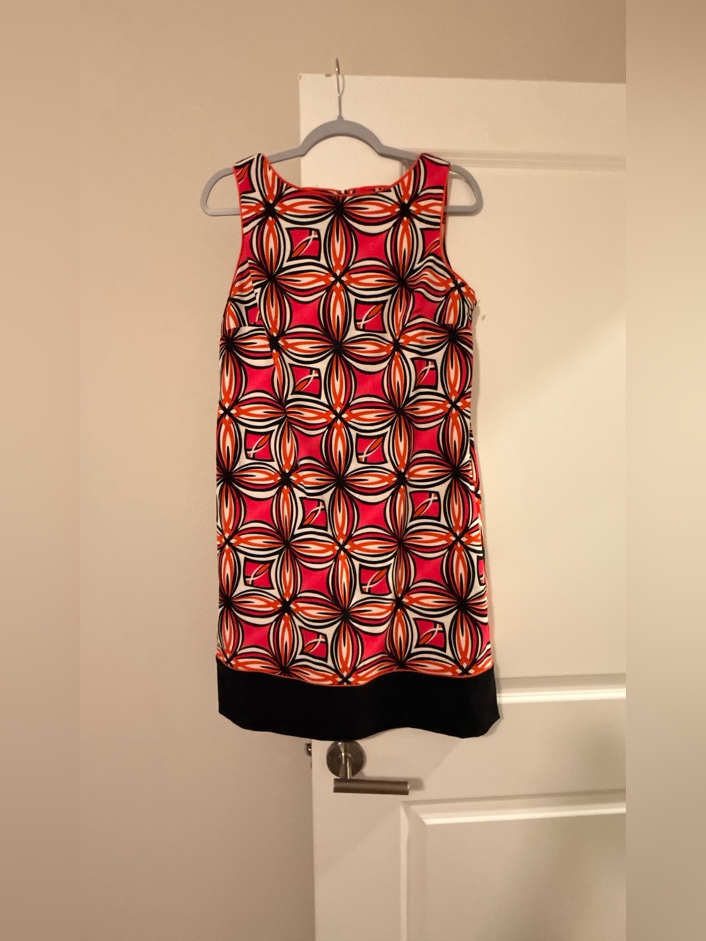 Alyx Sleeveless Geometric Shift Dress in Pink, Orange and Black